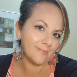 Meet your Posher, Ana